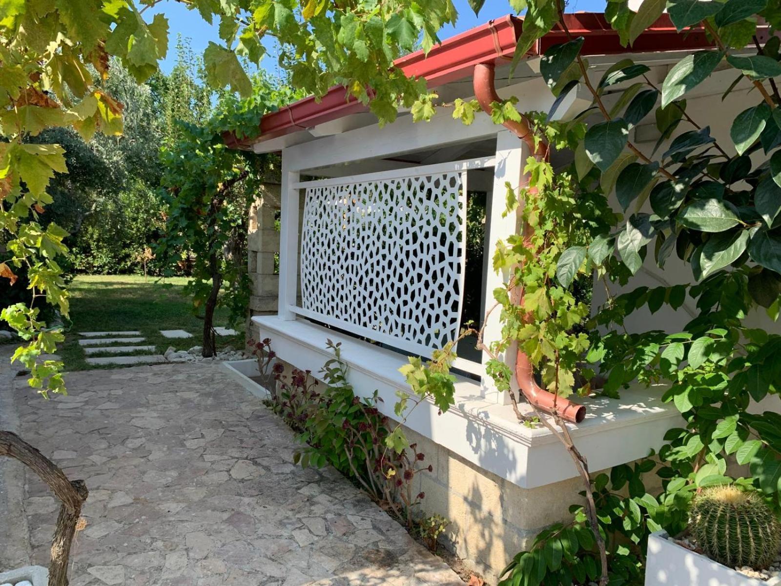 비에스테 I Sapori Del Gargano 게스트하우스 외부 사진